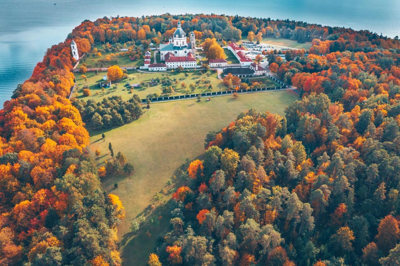 Hotel Monte Pacis In Pazaislis Kaunas Exteriér fotografie